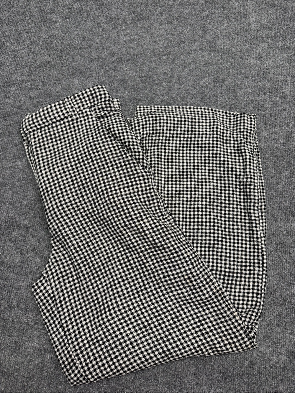 Abercrombie & Fitch Black and White Gingham Dress Pants